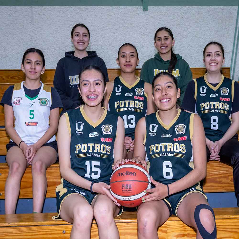 equipo-de-basquetbol-femenil--2.jpg