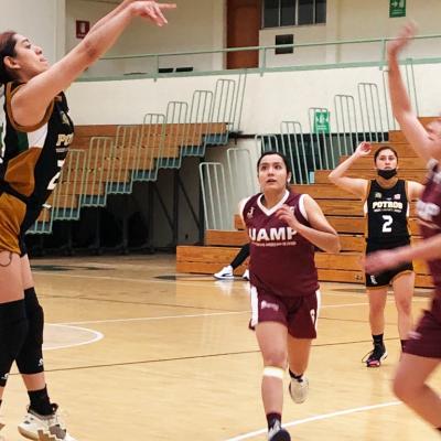 Equipo representativo de Básquetbol femenil contra Universidad Americana de Puebla diciembre 2022