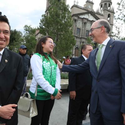 Honramos los símbolos que nos unen como mexicanos, arriamiento de bandera acompañado de integrantes del Gabinete Universitario 26/oct/23