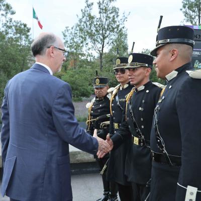 Honramos los símbolos que nos unen como mexicanos, arriamiento de bandera acompañado de integrantes del Gabinete Universitario 26/oct/23
