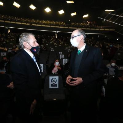 El rector Carlos Eduardo Barrera Díaz asistió al 50 Aniversario de la Fundación de la Orquesta Sinfónica del Estado de México, un emblema cultural del Estado de México