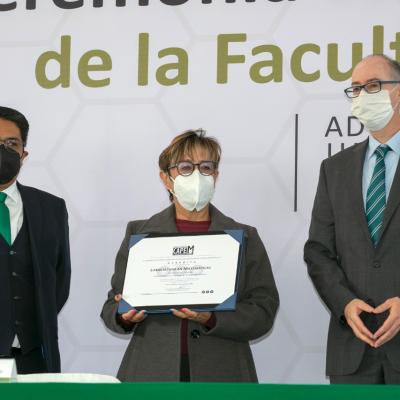 El Rector Carlos Eduardo Barrera Díaz encabezó la ceremonia conmemorativa al 35 aniversario de la Facultad de Ciencias y signó un convenio de colaboración para poner en marcha el Centro de Innovación Digital, con el Director General del Consejo Mexiquense