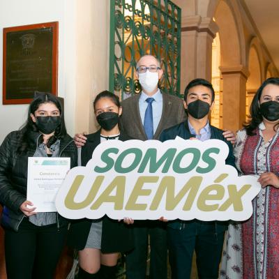 Entrega de Beca Universal para estudiantes de educación media superior “Benito Juárez”