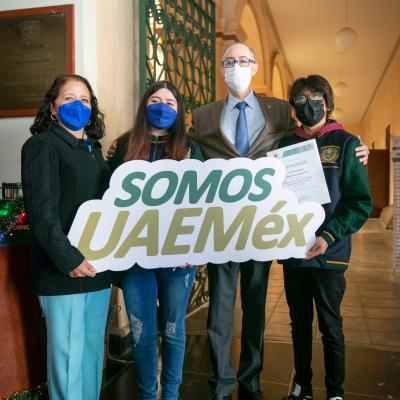 Entrega de Beca Universal para estudiantes de educación media superior “Benito Juárez”
