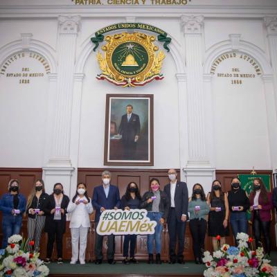 Entrega de becas EdoMex