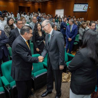 Acreditación Internacional de la Licenciatura en Medicina