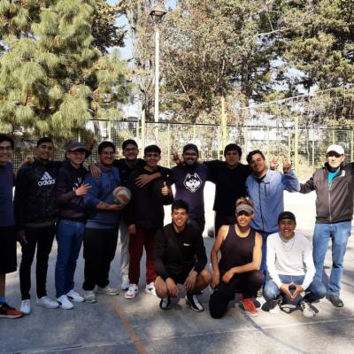 Universitarios en torneo de Voleibol de Sala 