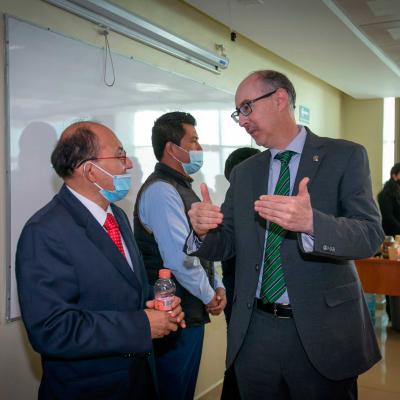 En el municipio de Atlacomulco, el rector encabezó el primer informe de actividades del director del Centro Universitario Atlacomulco, Nephtalí Romero Navarrete