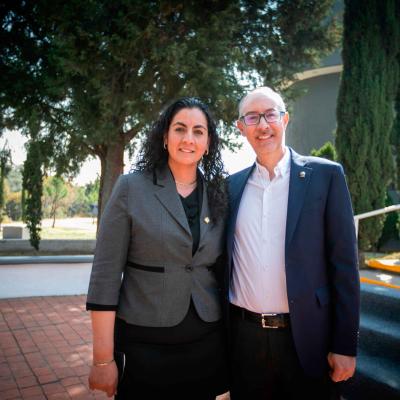 En el Centro Universitario Valle de México de la UAEMéx, el gobernador Alfredo Del Mazo Maza encabezó la ceremonia de entrega de apoyos de Financiamiento a Investigadoras y Científicas EDOMÉX
